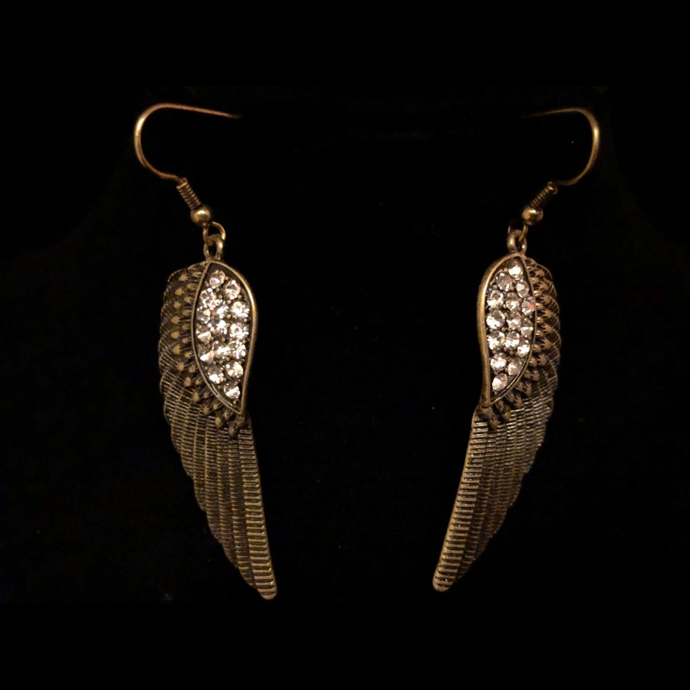 ETCHED WING DROP DANGLE EARRING